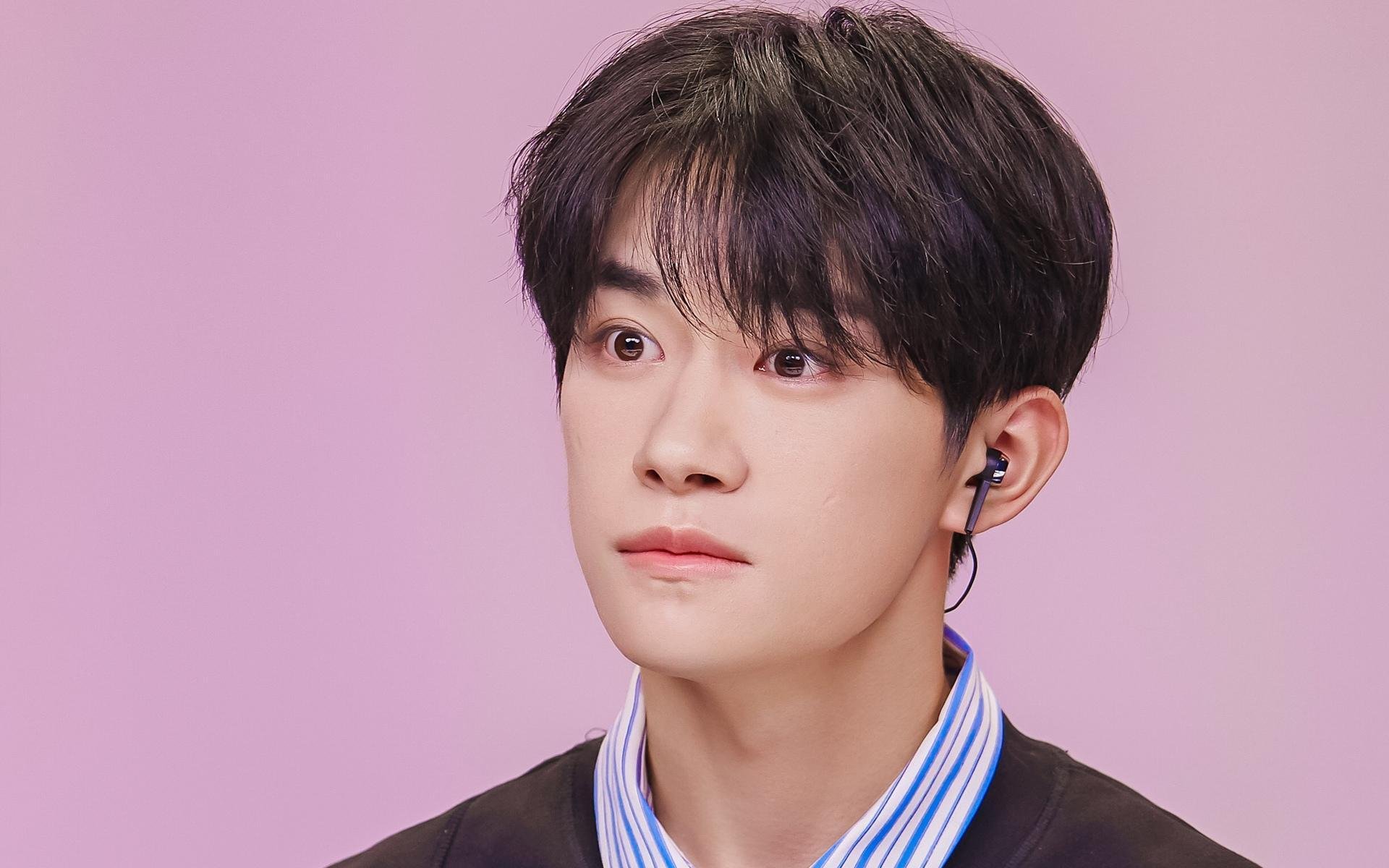 特斯·冯·迪克:南非羚羊队中场的技术大师,推动进攻节奏